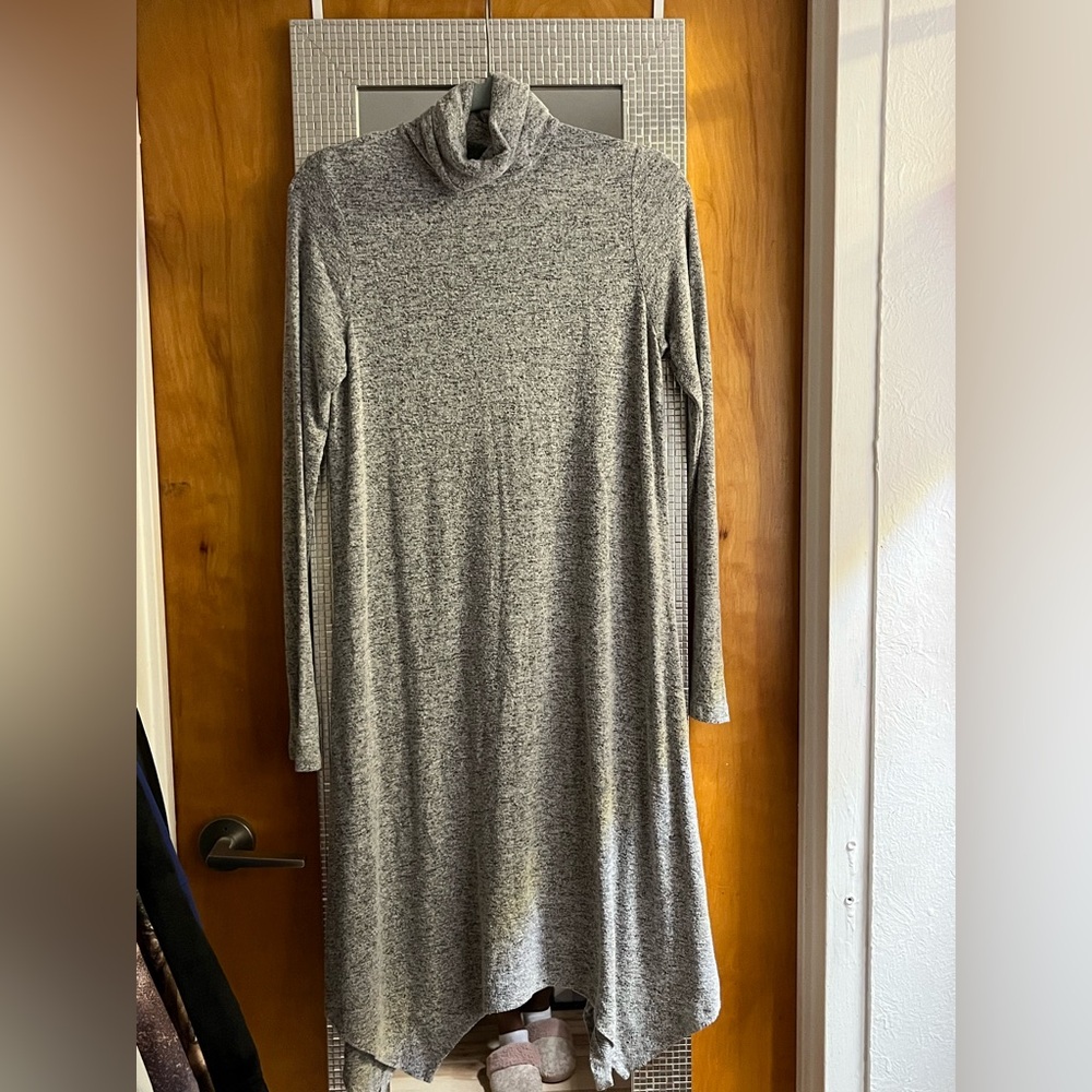 Chic Gray Long Sleeve Turtleneck Dress